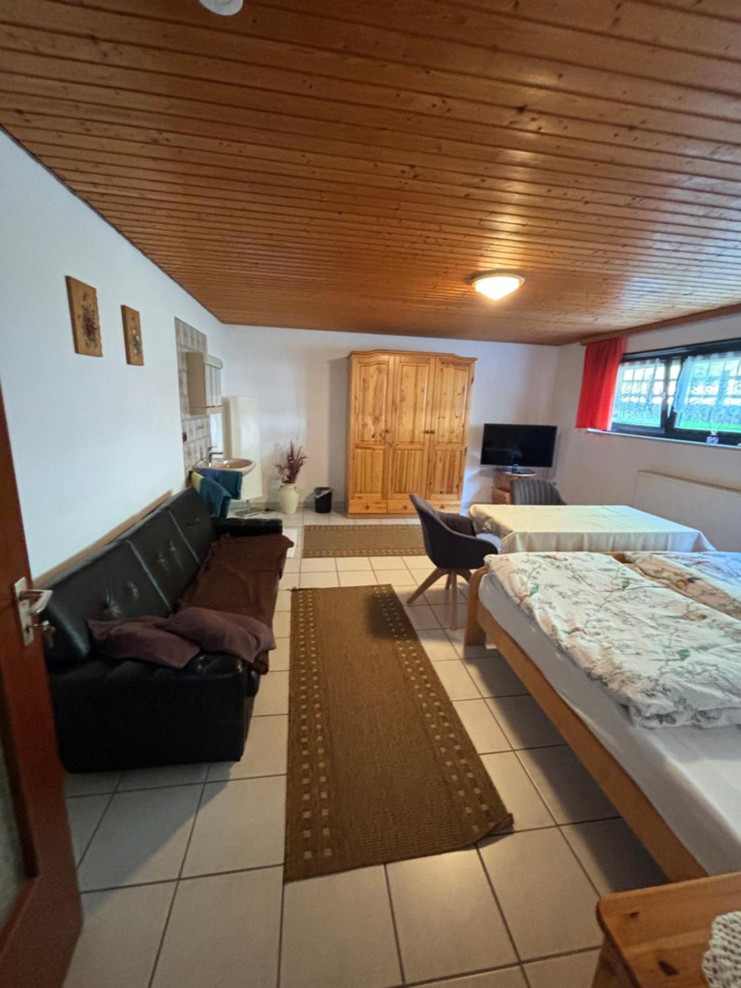Pension Ernst Im Herzen Des Pfaelzerwaldes Mit Kueche Hotel Elmstein ภายนอก รูปภาพ